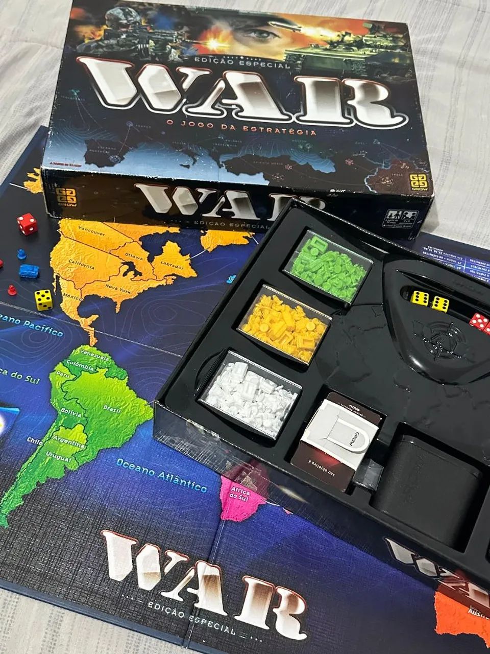 Jogo de tabuleiro WAR edição especial