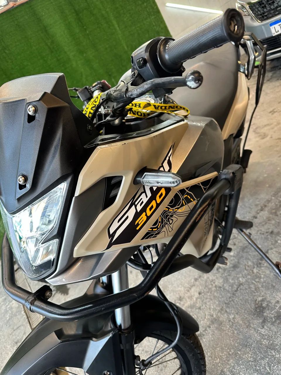 HONDA XRE 300 SAHARA ADVENTURE  - Foto 12