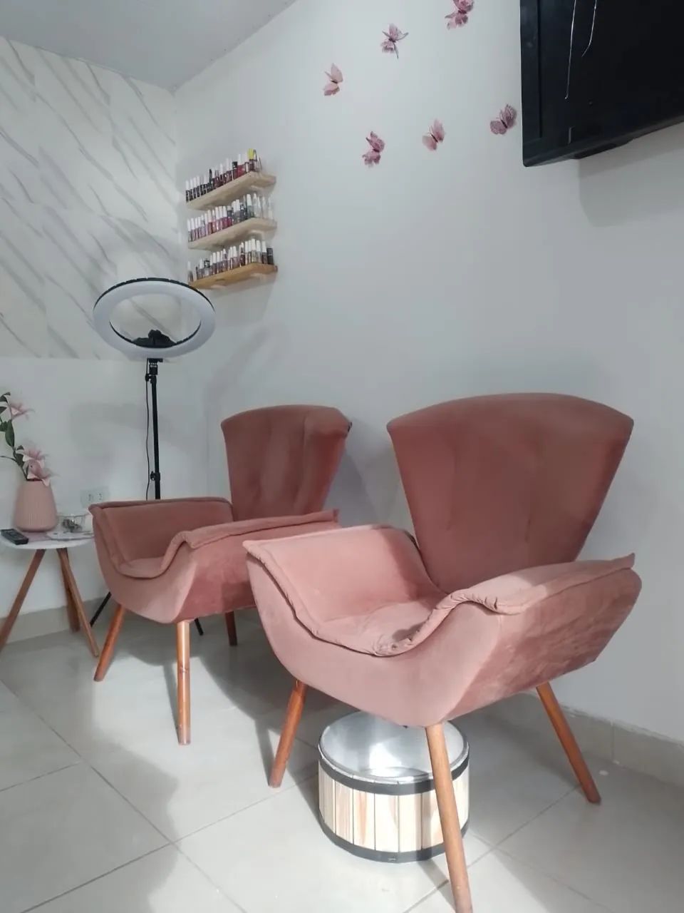 Vendo 2 Poltronas Rosê - Foto 3