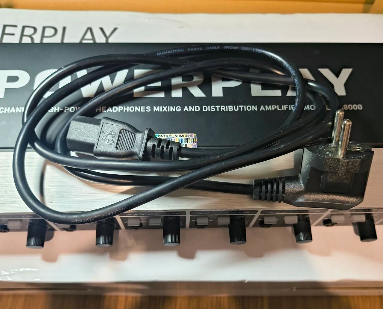 PowerPlay Behringer HA 8000 - Foto 4
