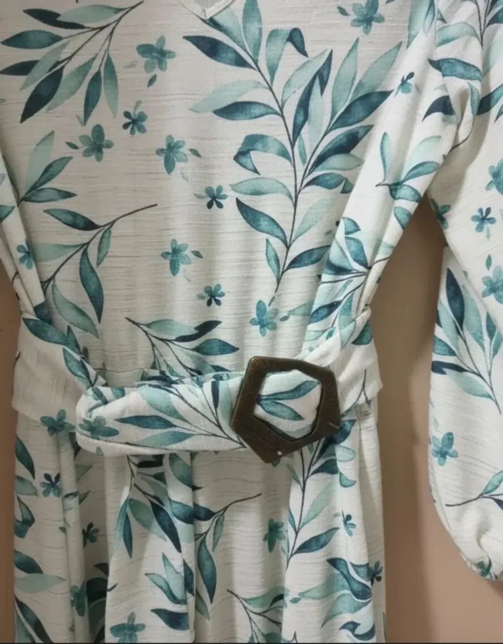 vestido midi estampado folhas m - Foto 2
