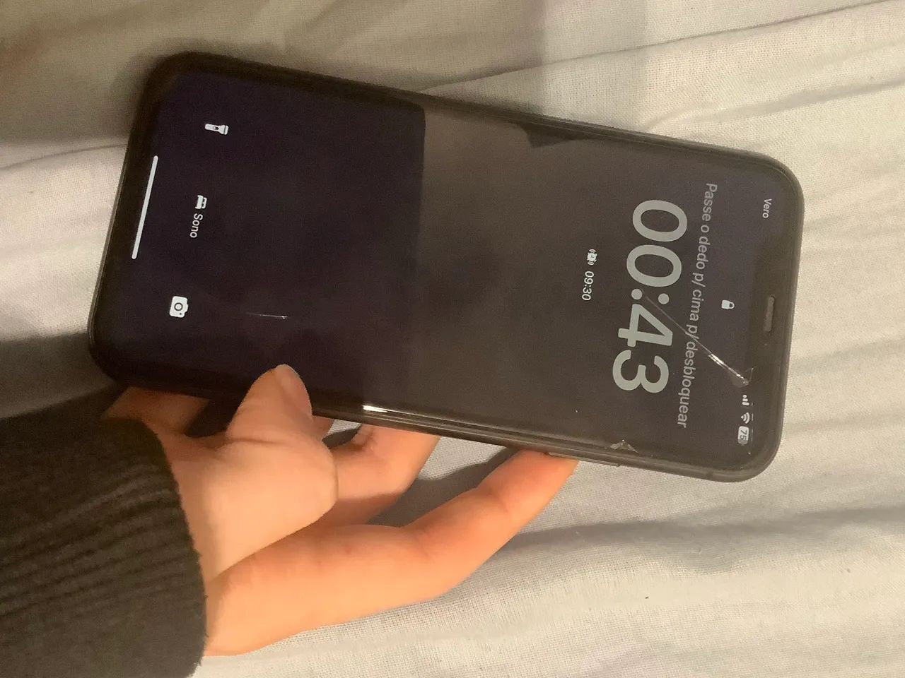 IPhone 11 preto - 64gb  - Foto 4