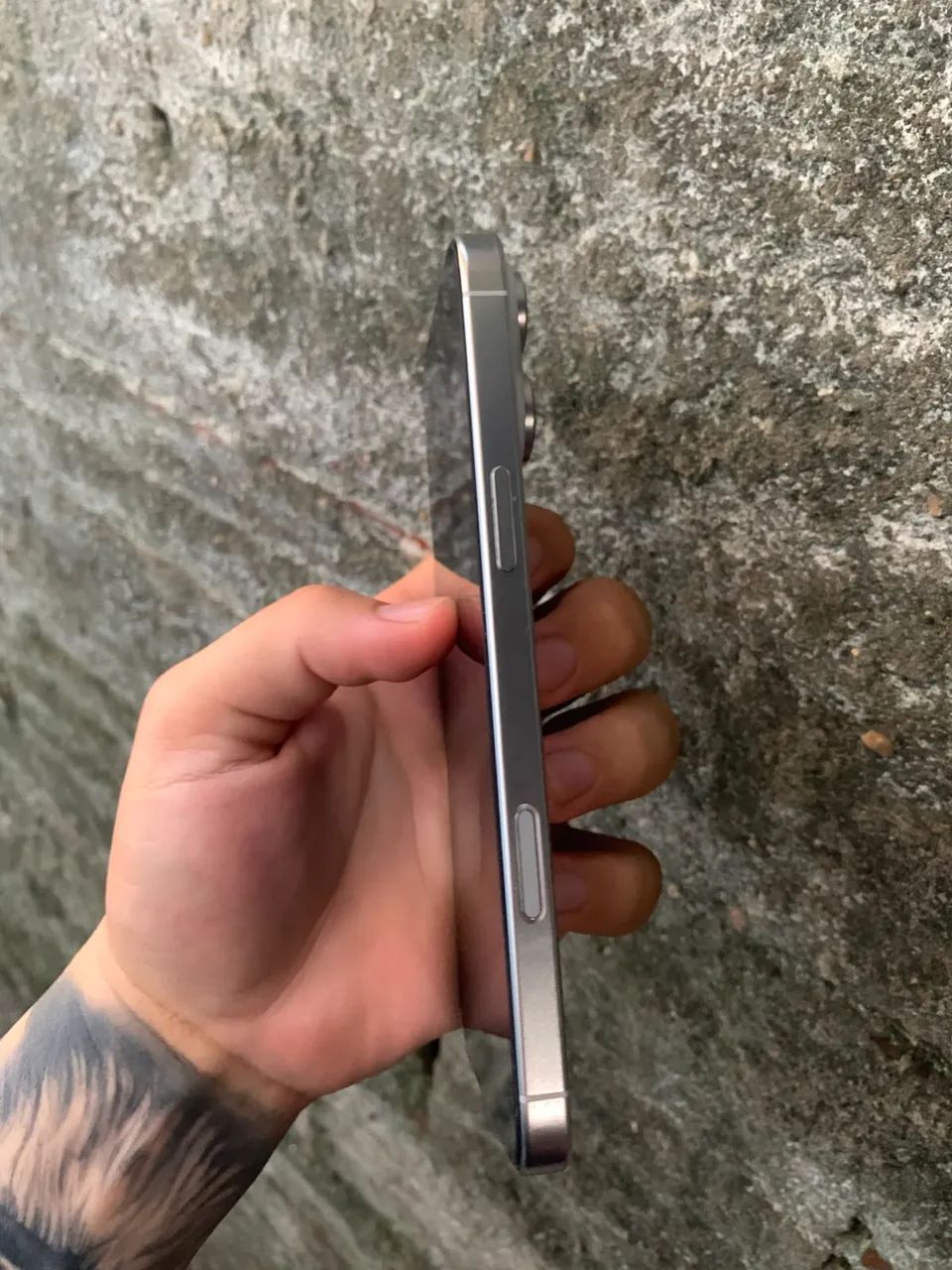 iPhone 16 pro Max - Foto 2