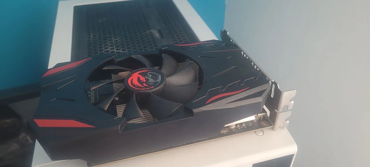 Placa de Vídeo RADEON HD 6570 - Foto 4