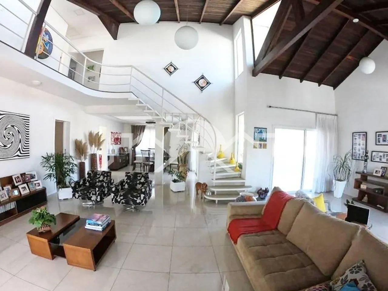 Cobertura Duplex Mobiliada com 05 Suítes e Piscina - Foto 4
