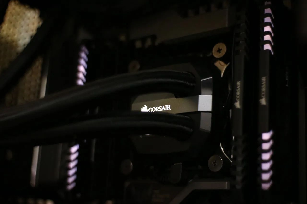 PC Intel X99 Sabertooth  - Foto 2