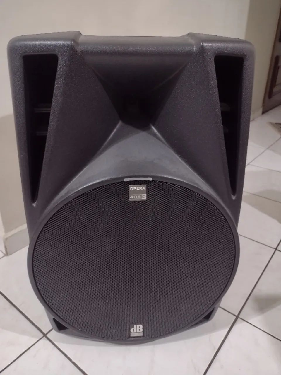 PAR de Caixas Acusticas Ativa de 15 polegadas 400W - DB Technologies Opera 405D - Foto 3