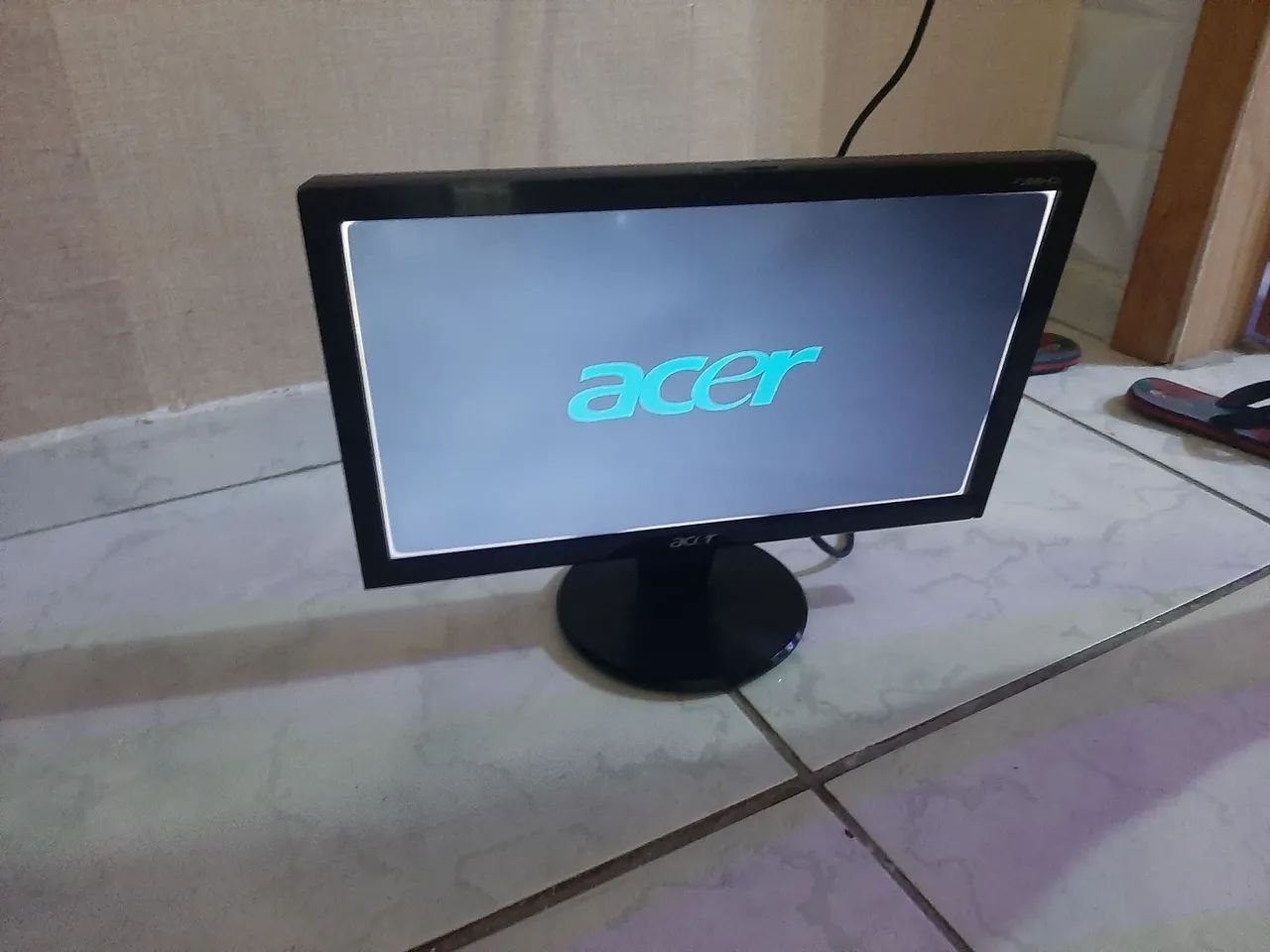 Monitor Acer 16 polegadas 
