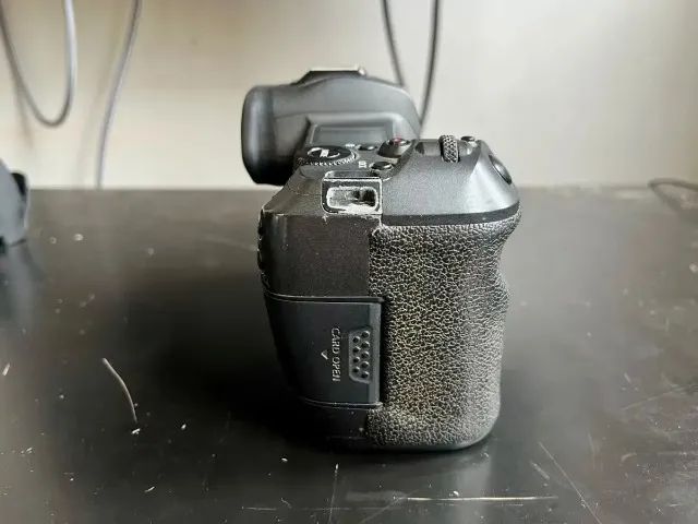 Canon EOS R Full Frame mirrorless 30.3mp, 4k, funcionando perfeitamente - Foto 5