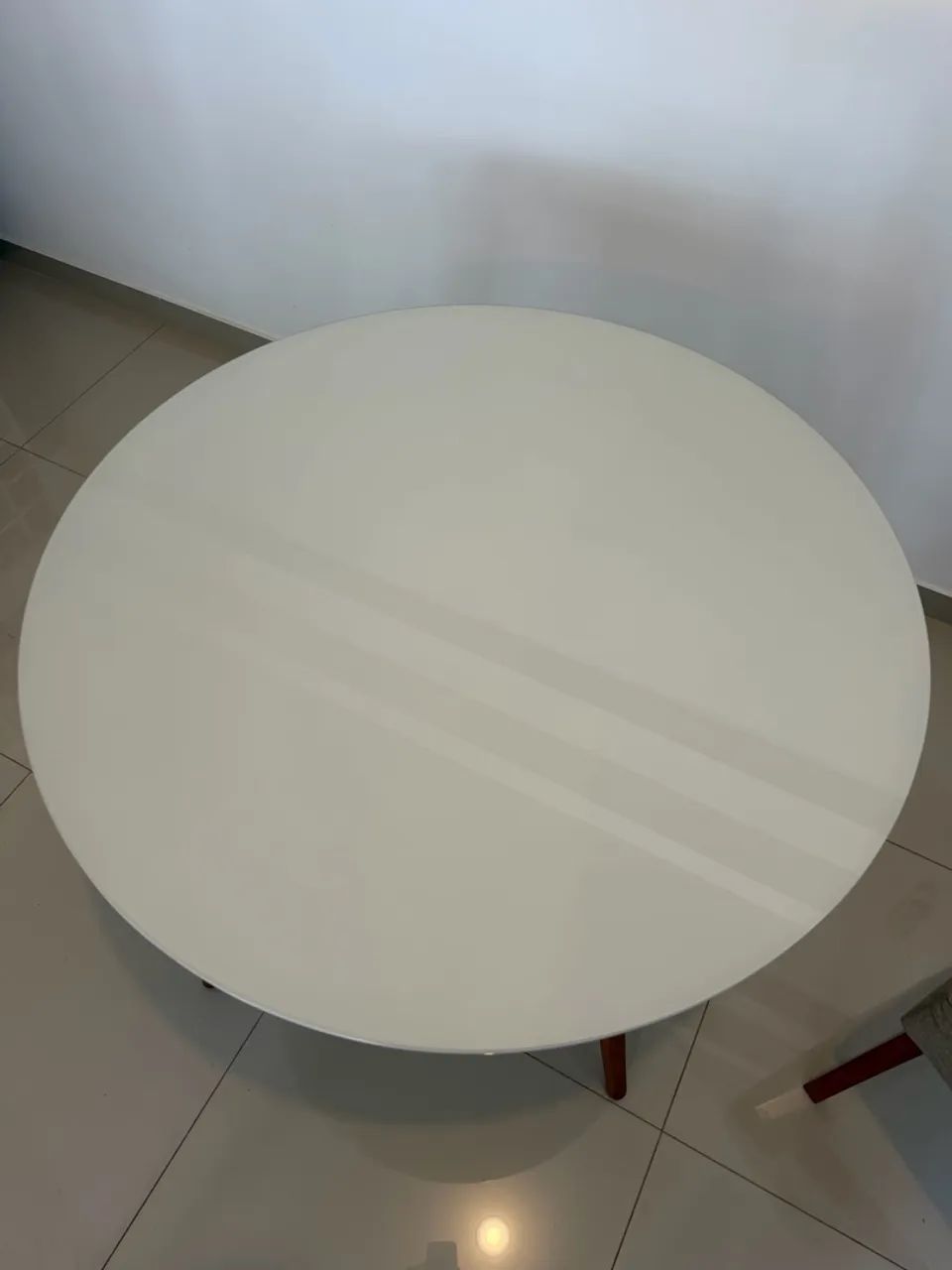 Vendo mesa com duas cadeiras - Foto 3
