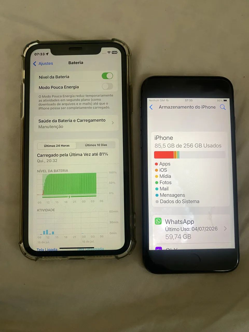iPhone XR é 8 preto