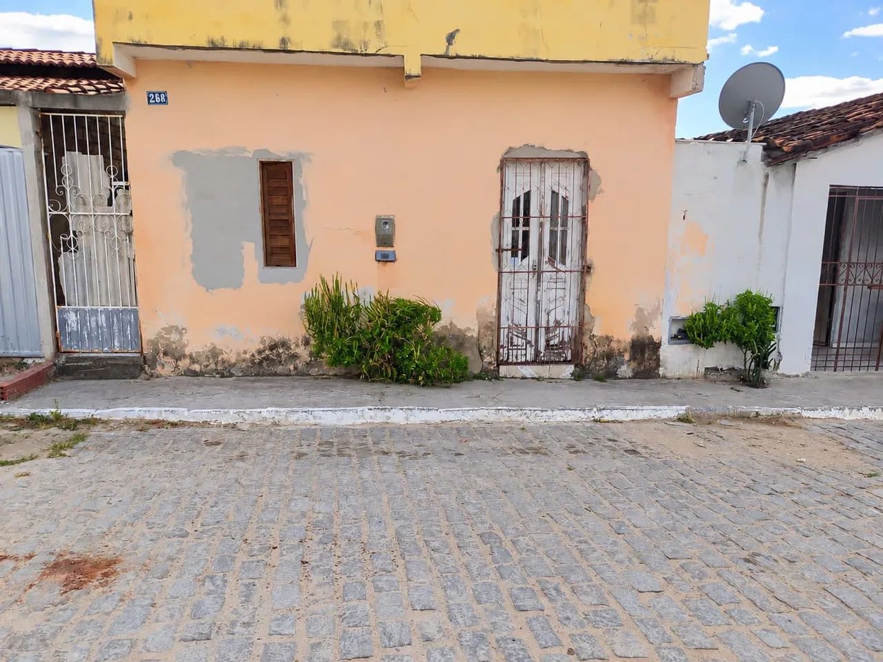 CASA PARA VENDER!! QUEIMADAS BA