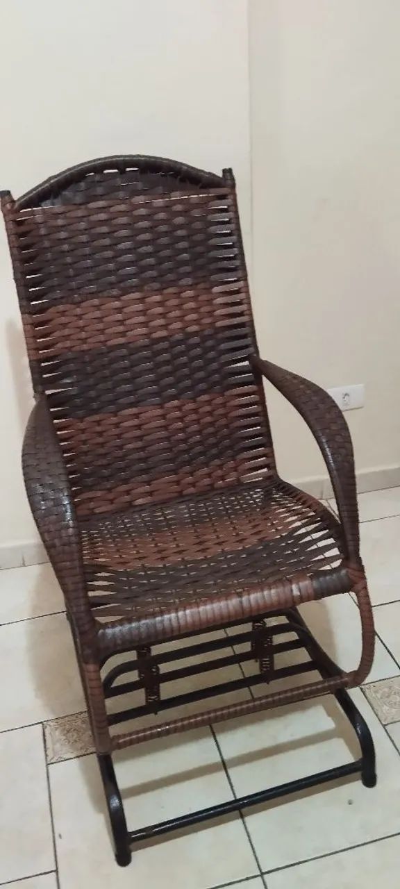 Cadeira de balanço  - Foto 3