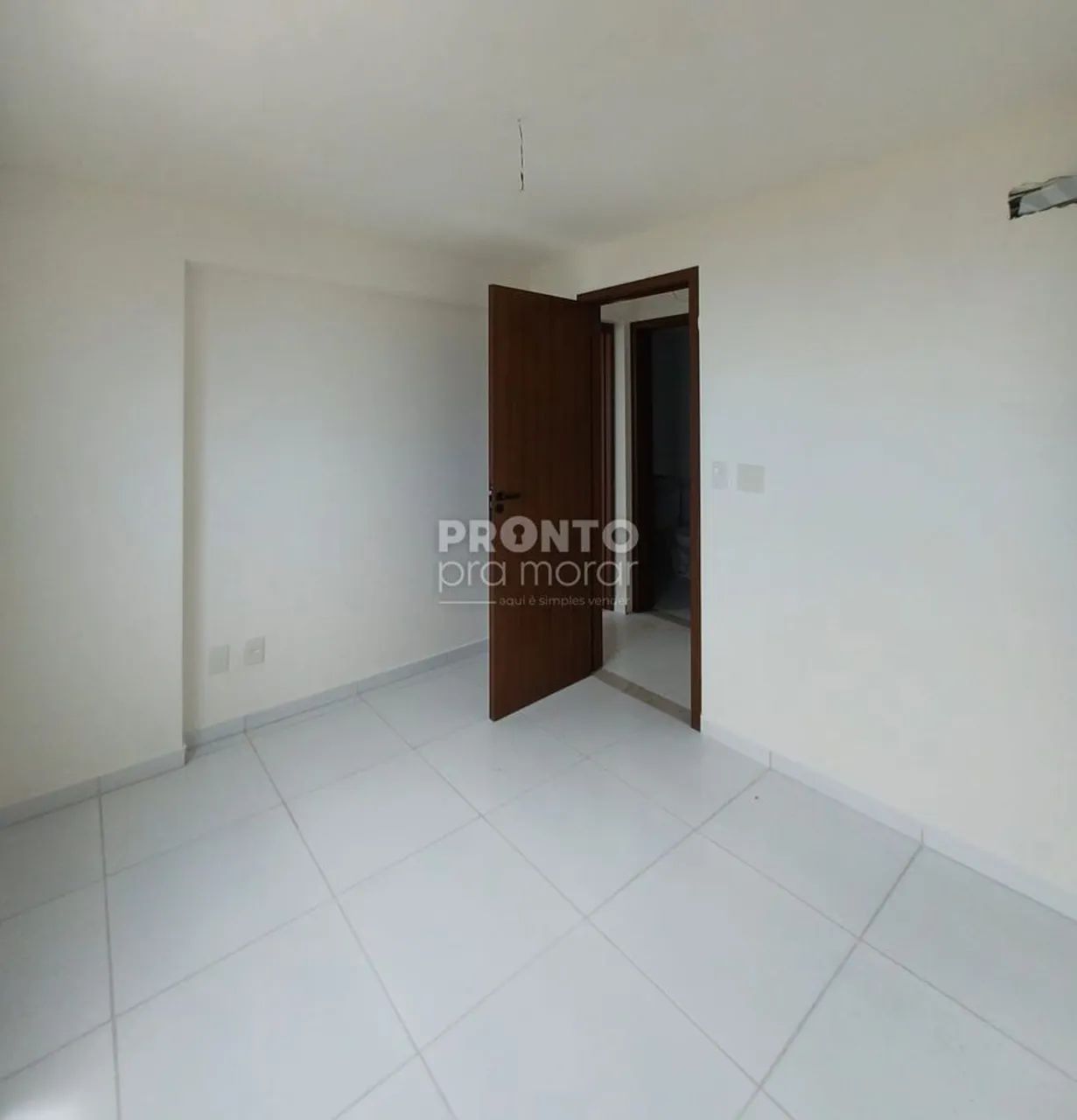 Apartamento com 2 quartos em Candeias