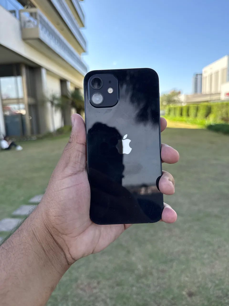 12 PRETO DE 64GB USADO - Foto 2