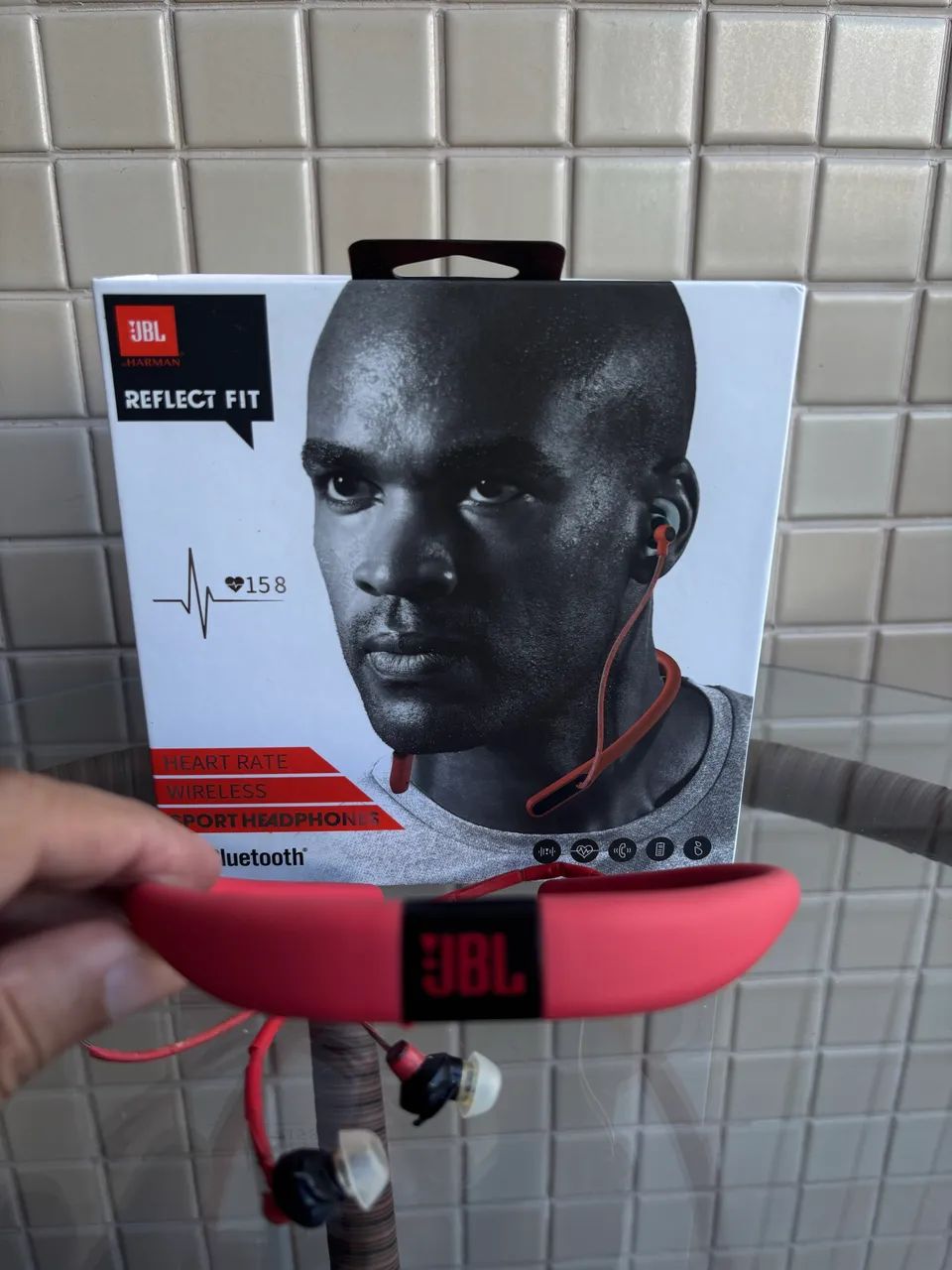 Fone JBL Reflect Fit - Defeito - Foto 2