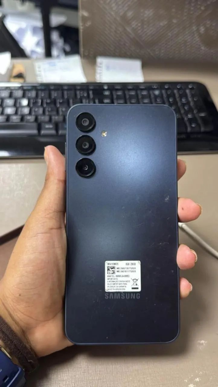 celular a16