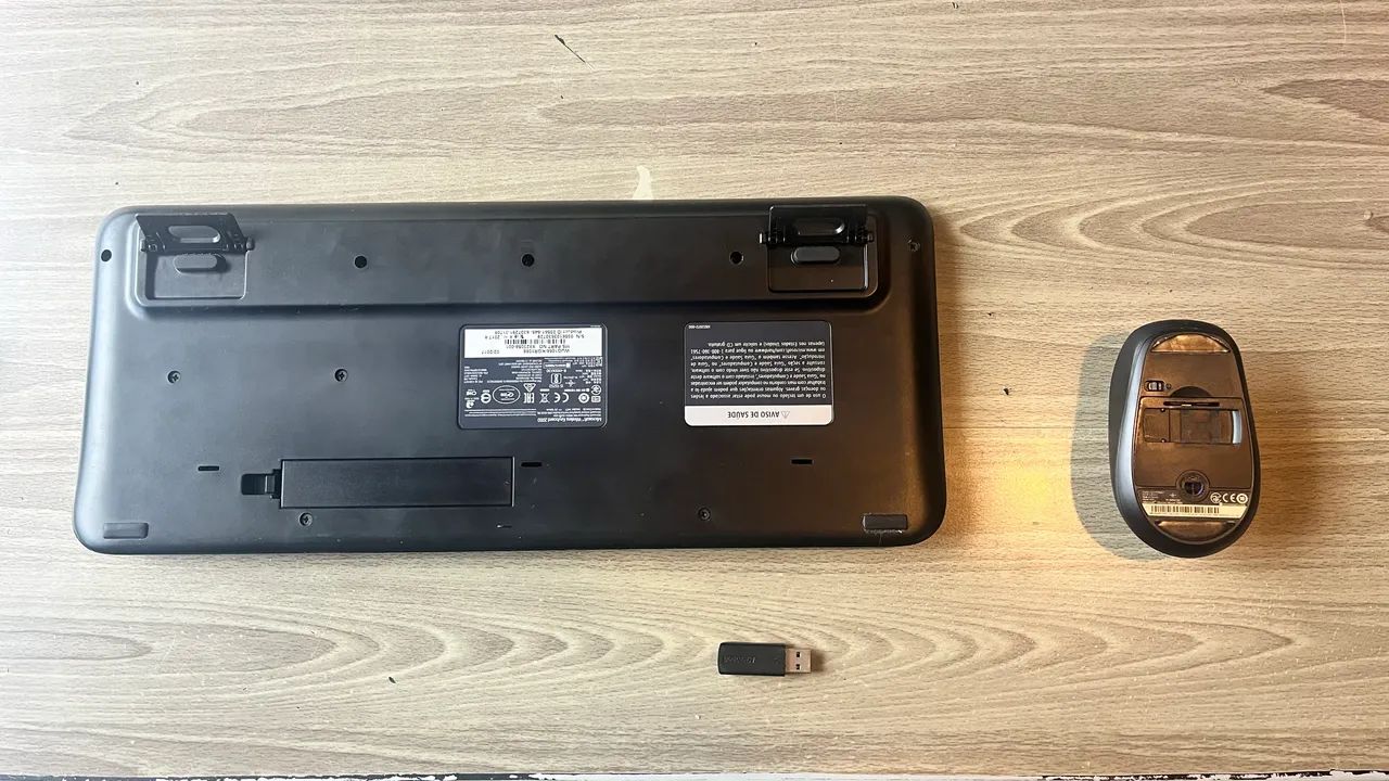 Kit Teclado + Mouse Microsoft Wireless 2000 - Foto 5