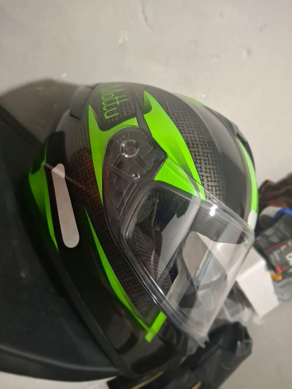 CAPACETE RACE TECH