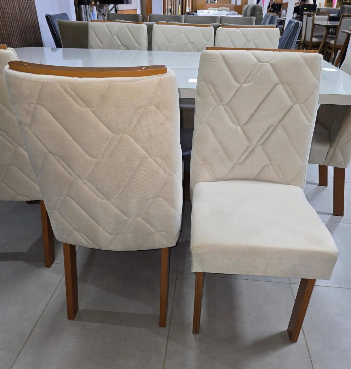 Mesa de Jantar 8 Lugares Conforto e Qualidade Pronta Entrega  - Foto 4