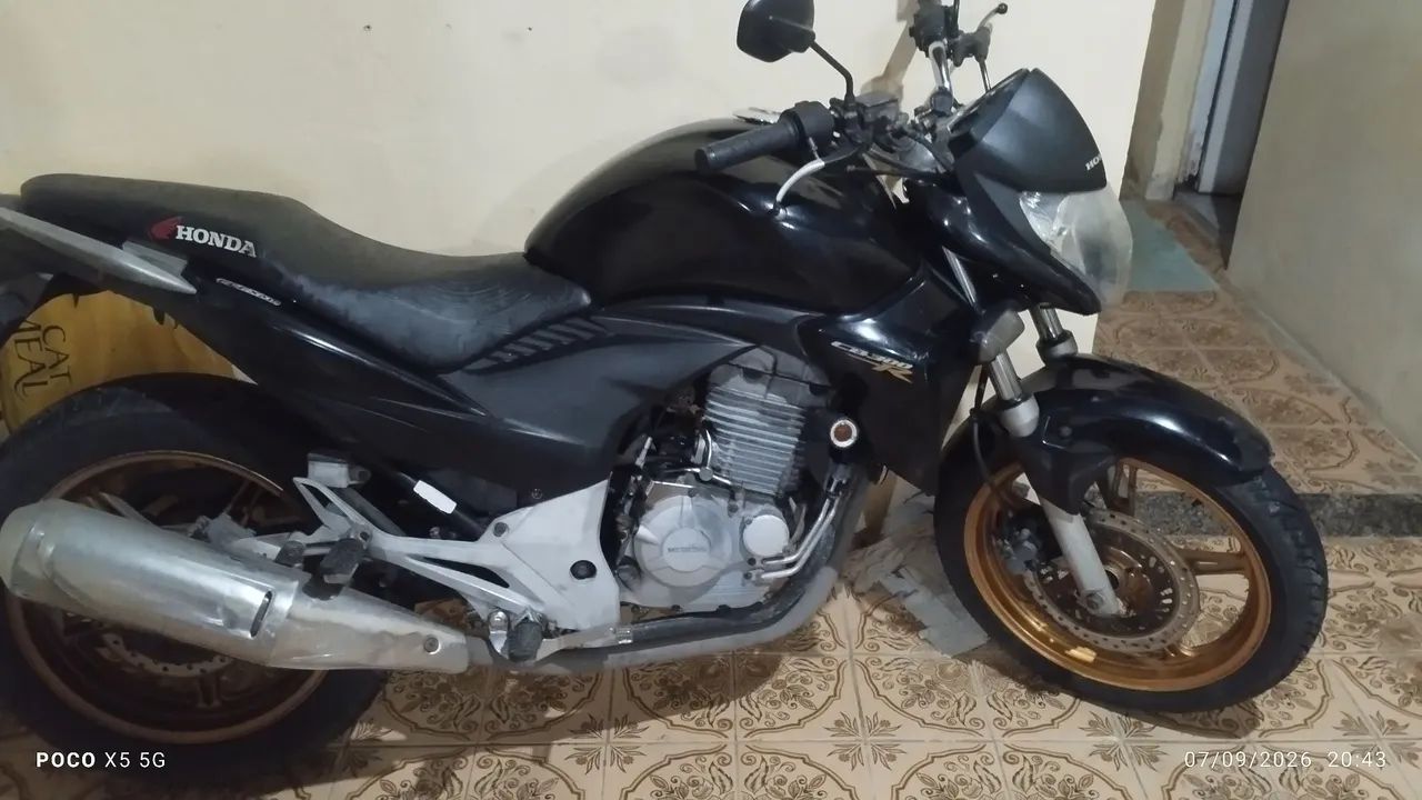 CB 300 nada para fazer