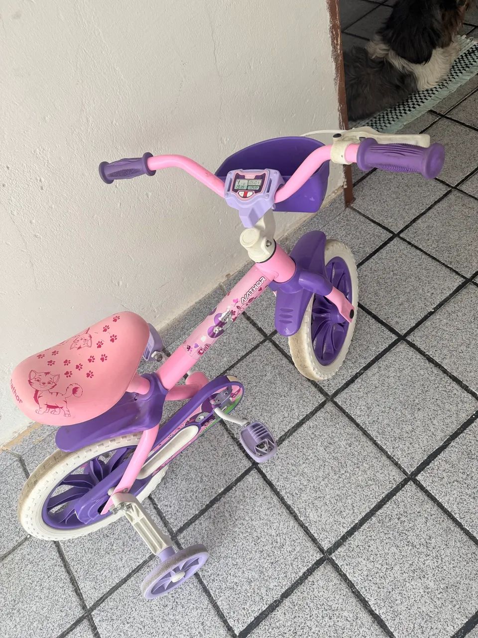 Vendo bicicleta infantil aro 12 - Foto 2