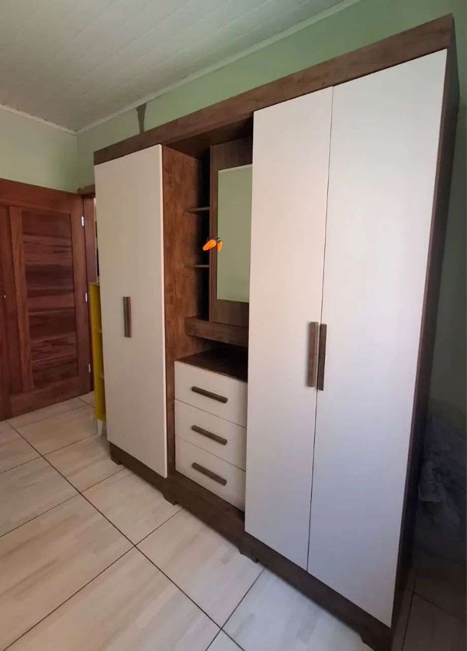 Guarda Roupa de Casal com Espelho - Foto 4