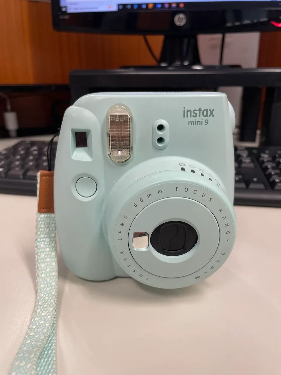 Câmera Instax Mini 9 