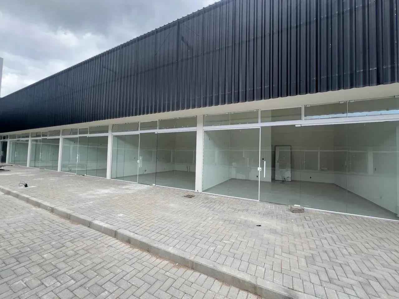 Salas Comerciais Novas R$ 2,500 - Foto 3