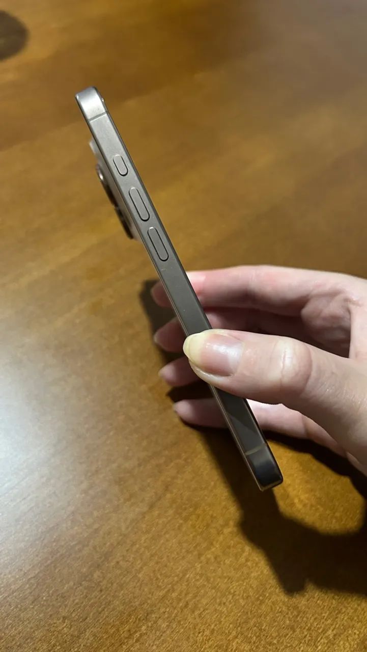 iPhone 16 Pro - Excelente estado - Foto 4