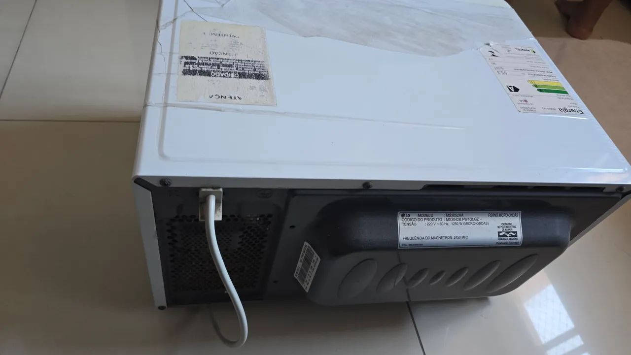 Microondas LG semi novo e funcionando - Foto 3