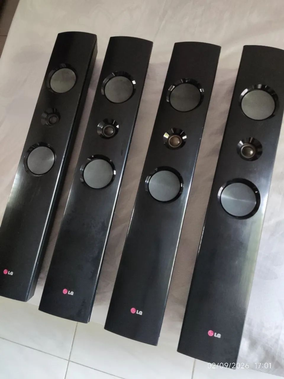 Caixas de som de HOME THEATER LG - Foto 2