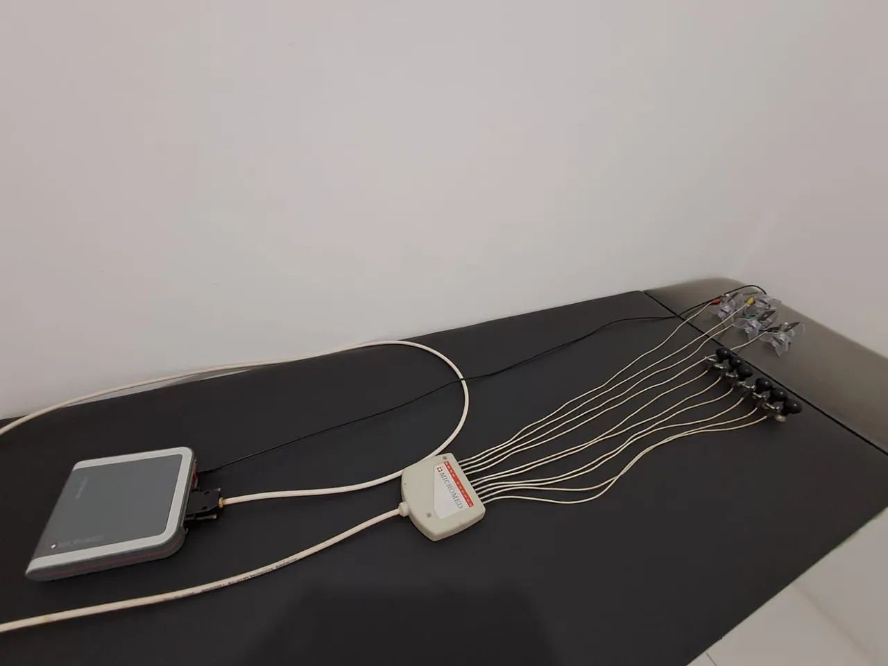 Eletrocardiógrafo 