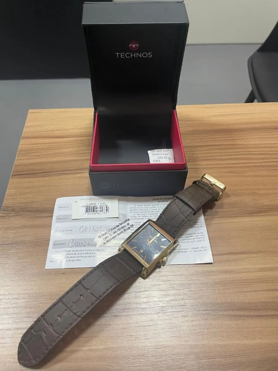 Relógio Technos Quadrado Executive Pulseira Couro Legitimo Marrom - Foto 2