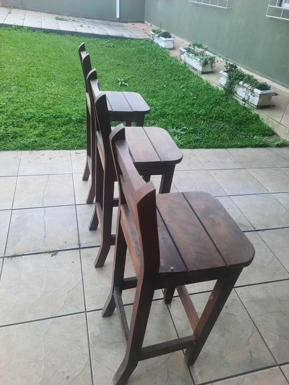 Banquetas Madeira Maciça  - Foto 2