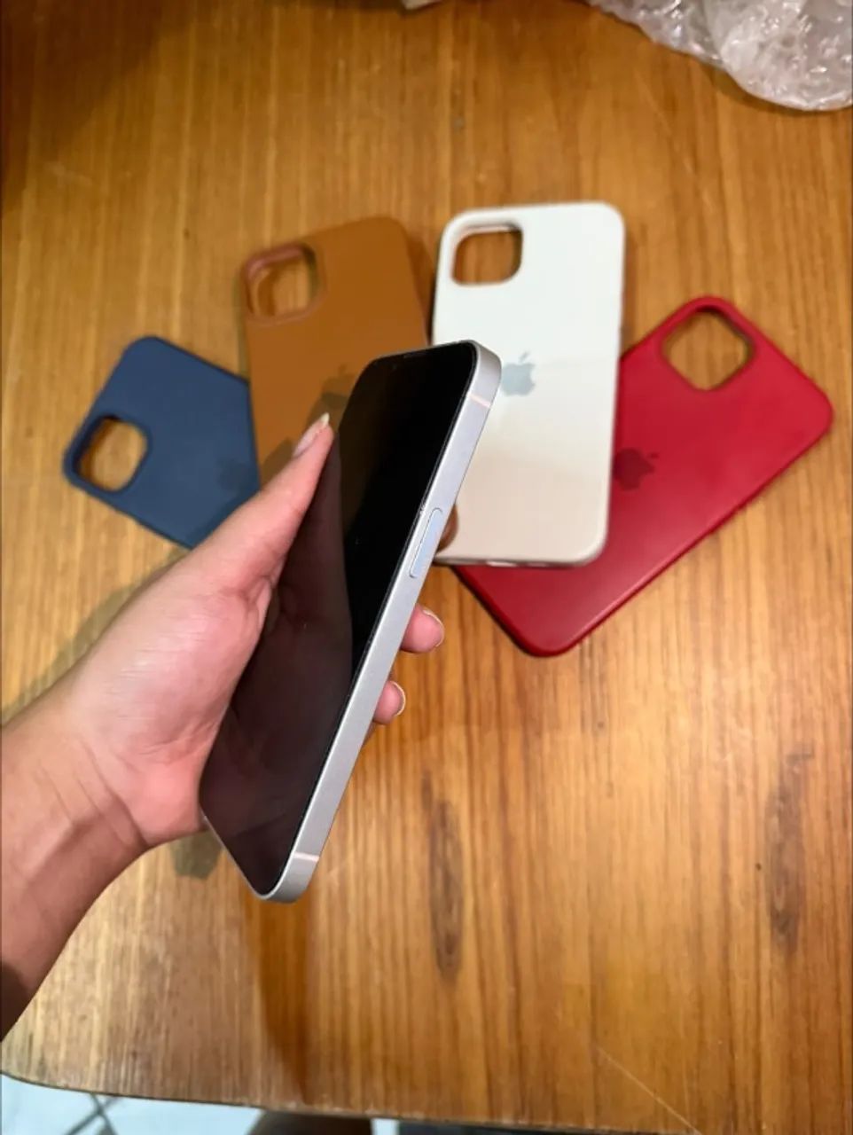 iPhone 13 128gb Perfeito Estado com varias capinhas - Foto 2