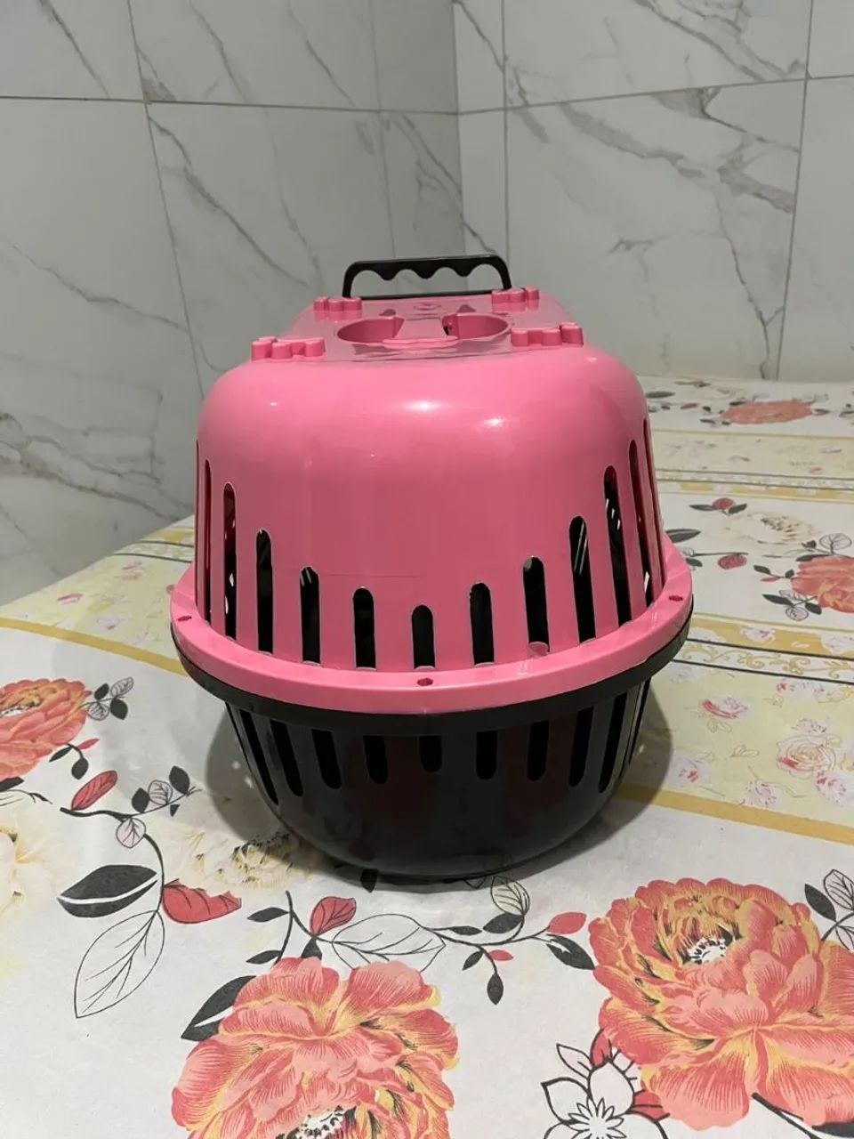 Vende-se caixa de transporte pet tamanho 2 (médio) para raças pequenas (Semii nova ) - Foto 4