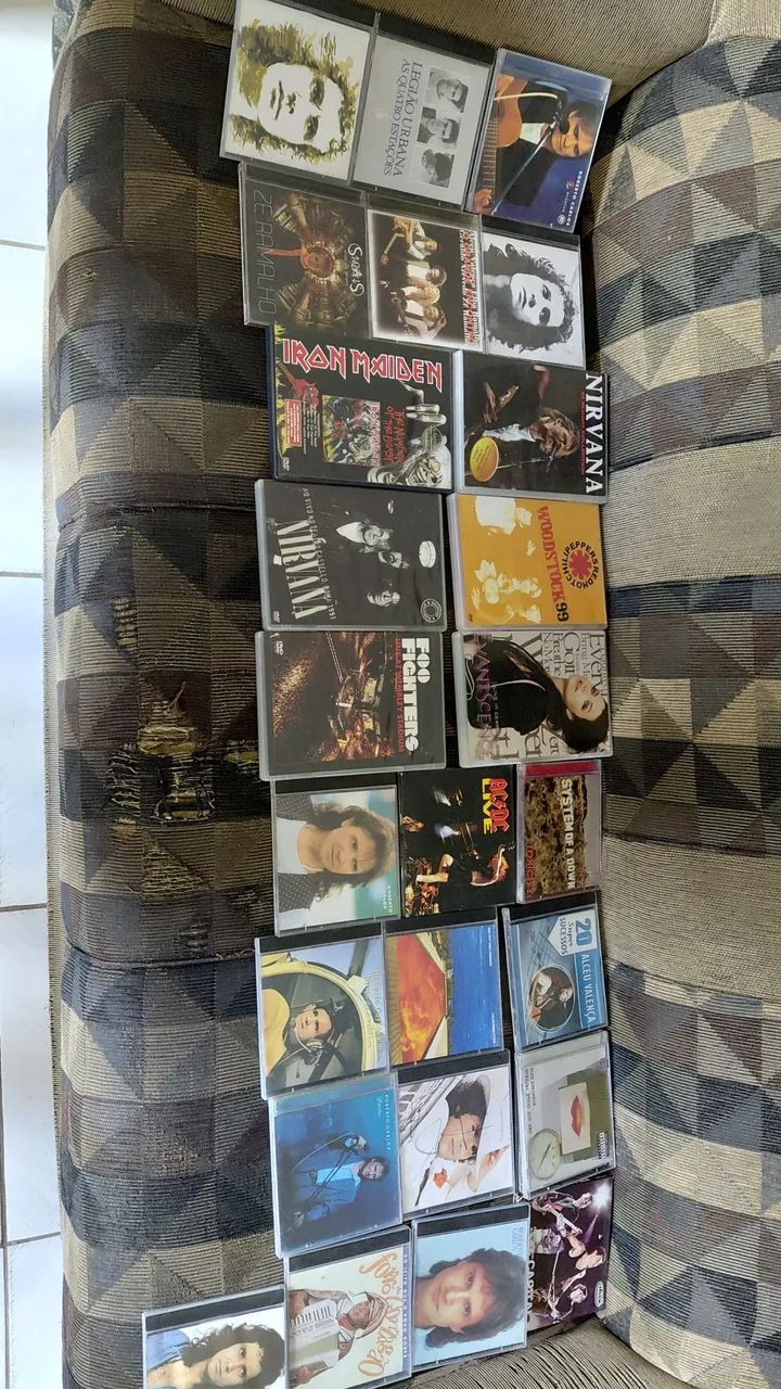 Vendo CDs e DVDs  - Foto 2