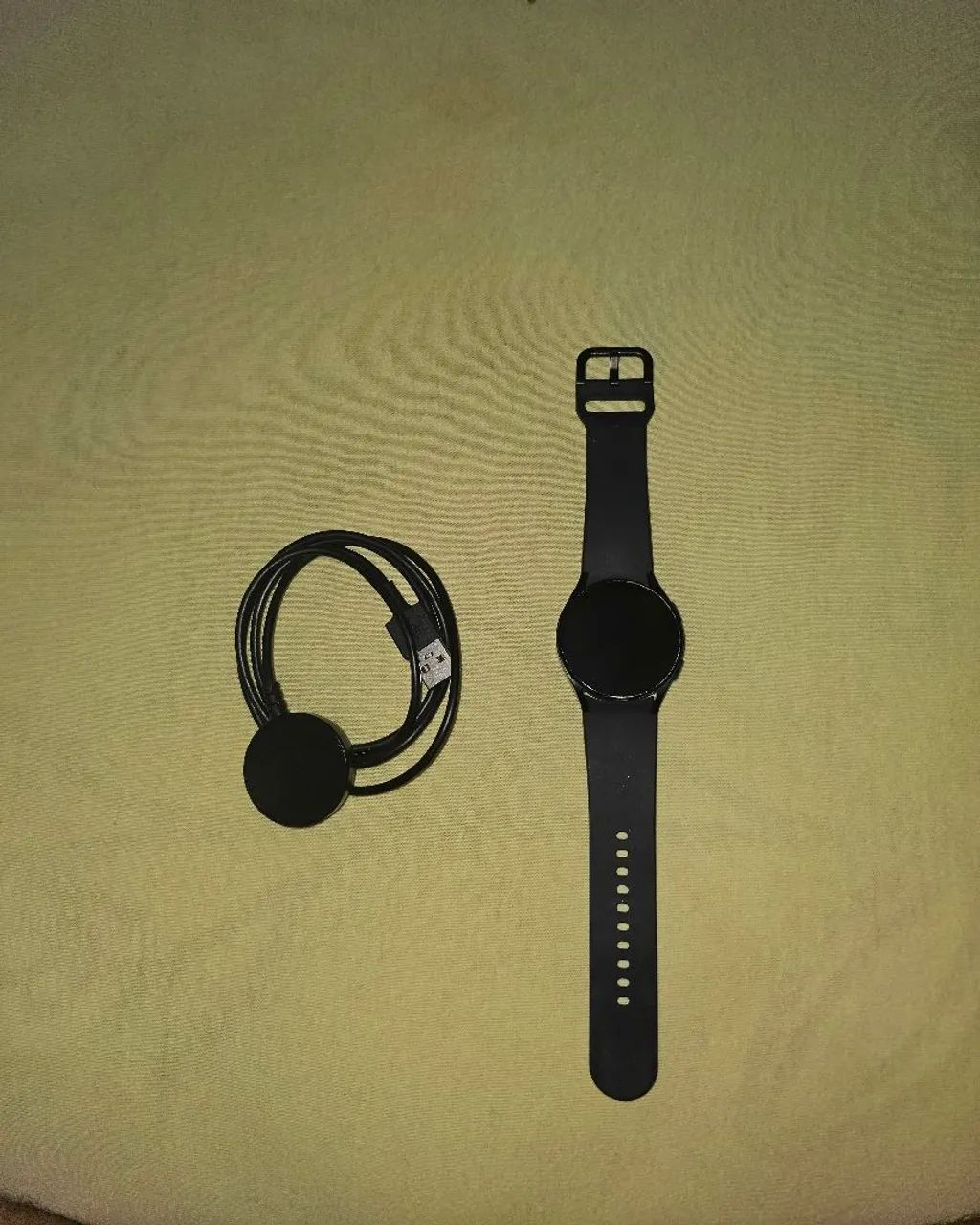 Vendo Galaxy Watch4 40mm bt - Foto 2