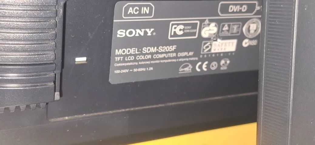 monitor LCD Sony  c/defeito // PC  computador  - Foto 3