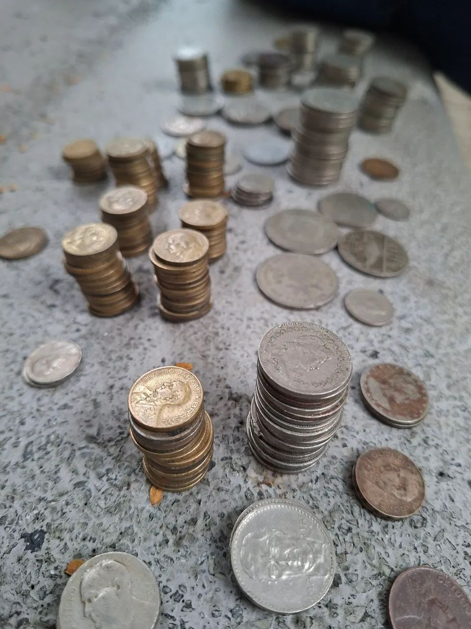 Lote de moedas antigas e raras - Foto 4