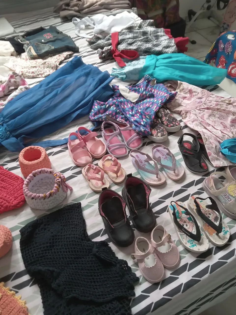 Vendo lote roupas em bom estado pra Brechó. 