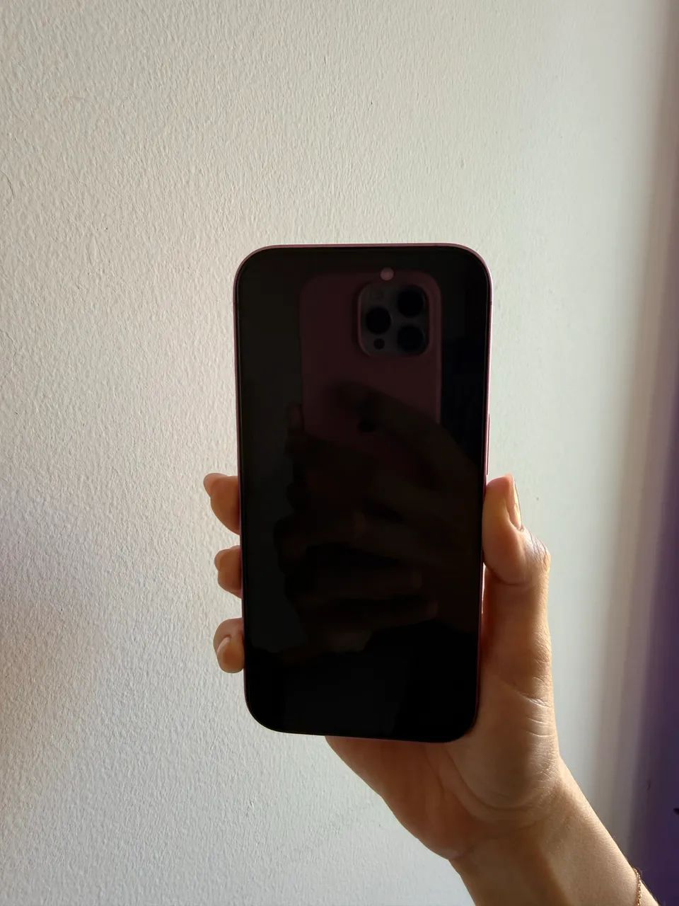 Iphone 16 Rosa - Foto 4