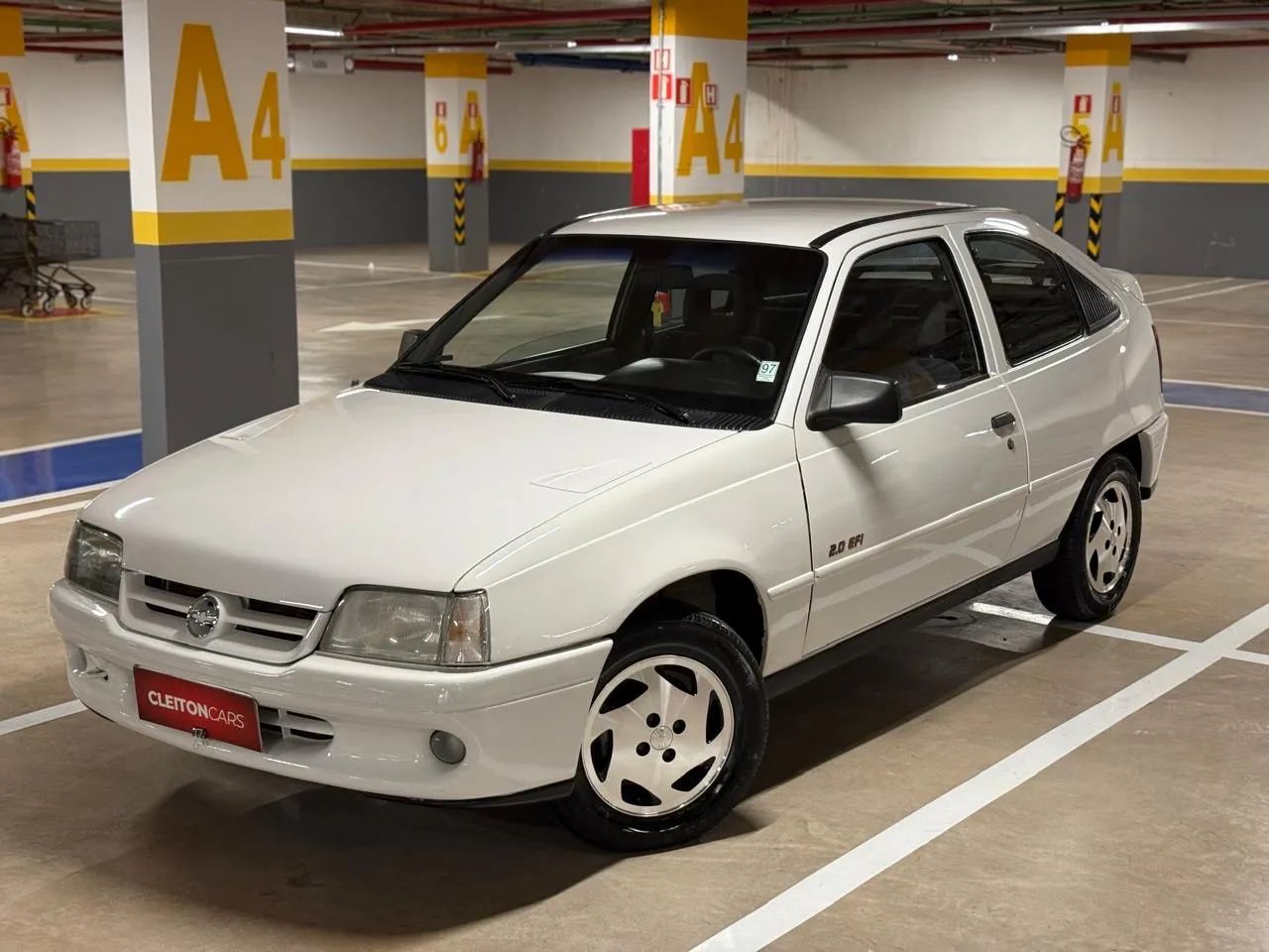 Chevrolet Kadett Sport 2.0 MPFI / EFI (álcool) 1996