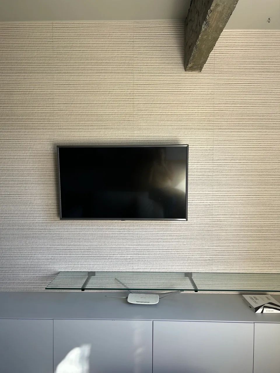 Apartamento de 2 quartos próximo ao centro e mobiliado - Foto 2