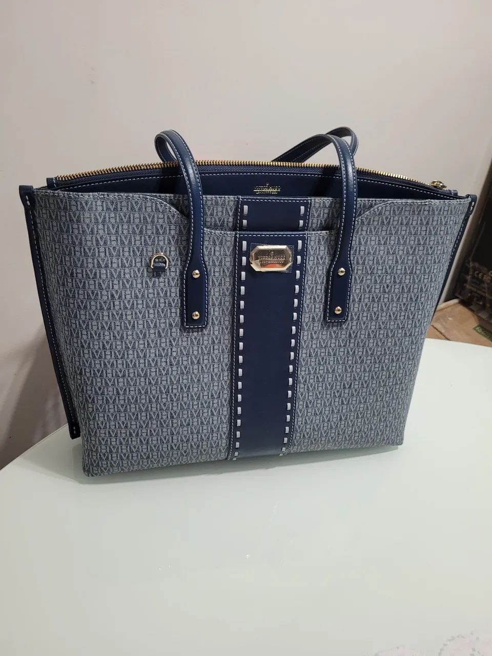 Bolsa vitor hugo nova 