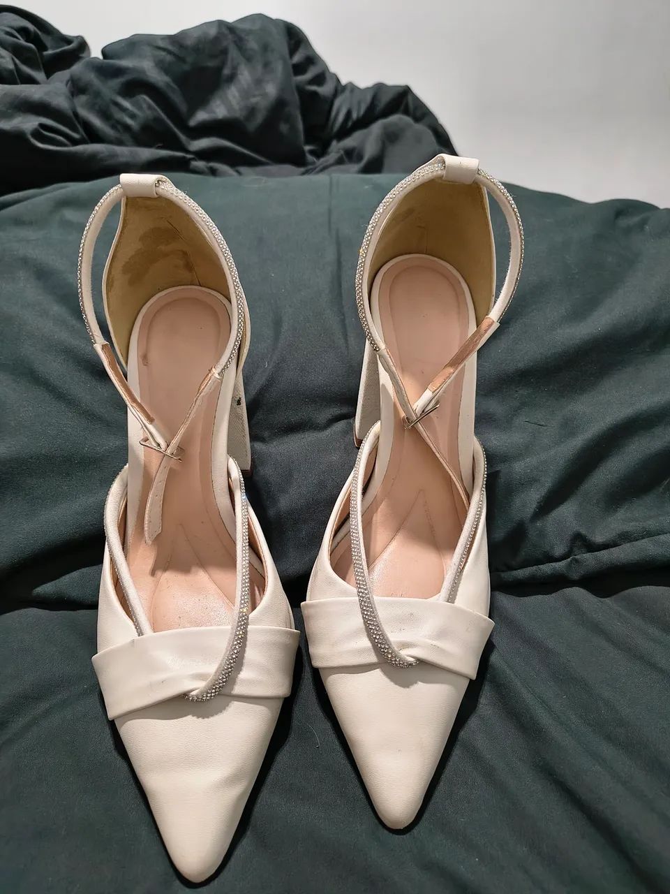 Sapato de salto mede 9 cm - Foto 2