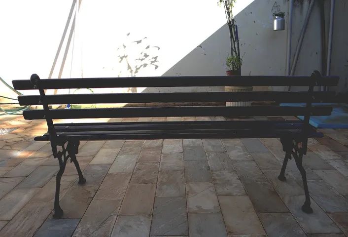 Banco de jardim antigo - Foto 3