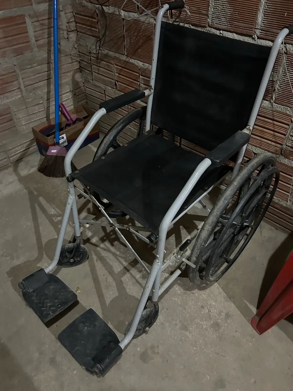 Cadeira de rodas - Foto 3