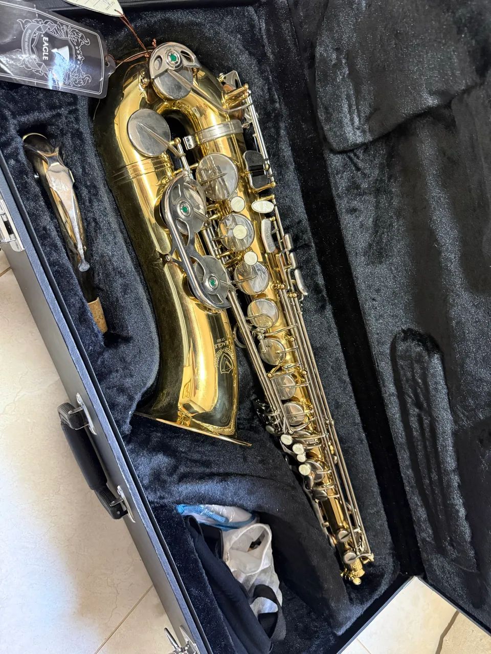 Saxofone Tenor Eagle ST503LN IMPECAVEL - Foto 5